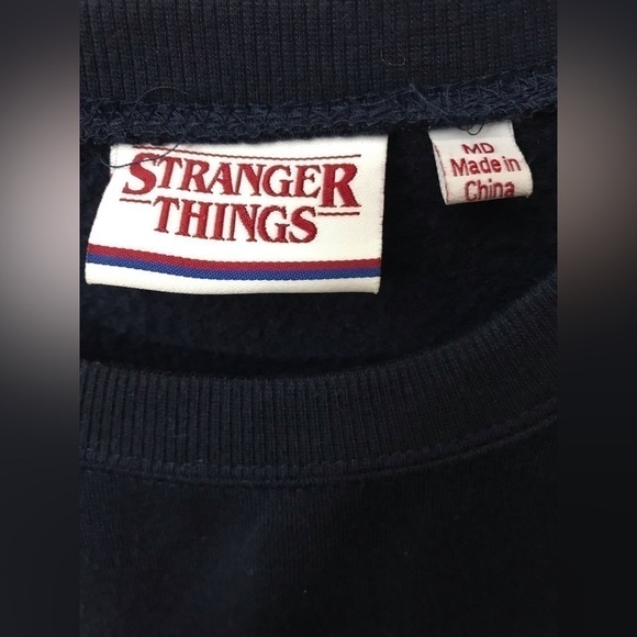 Netflix Stranger Things Fleece Crewneck Long Sleeve Soft Sweatshirt Size Medium - Picture 13 of 14